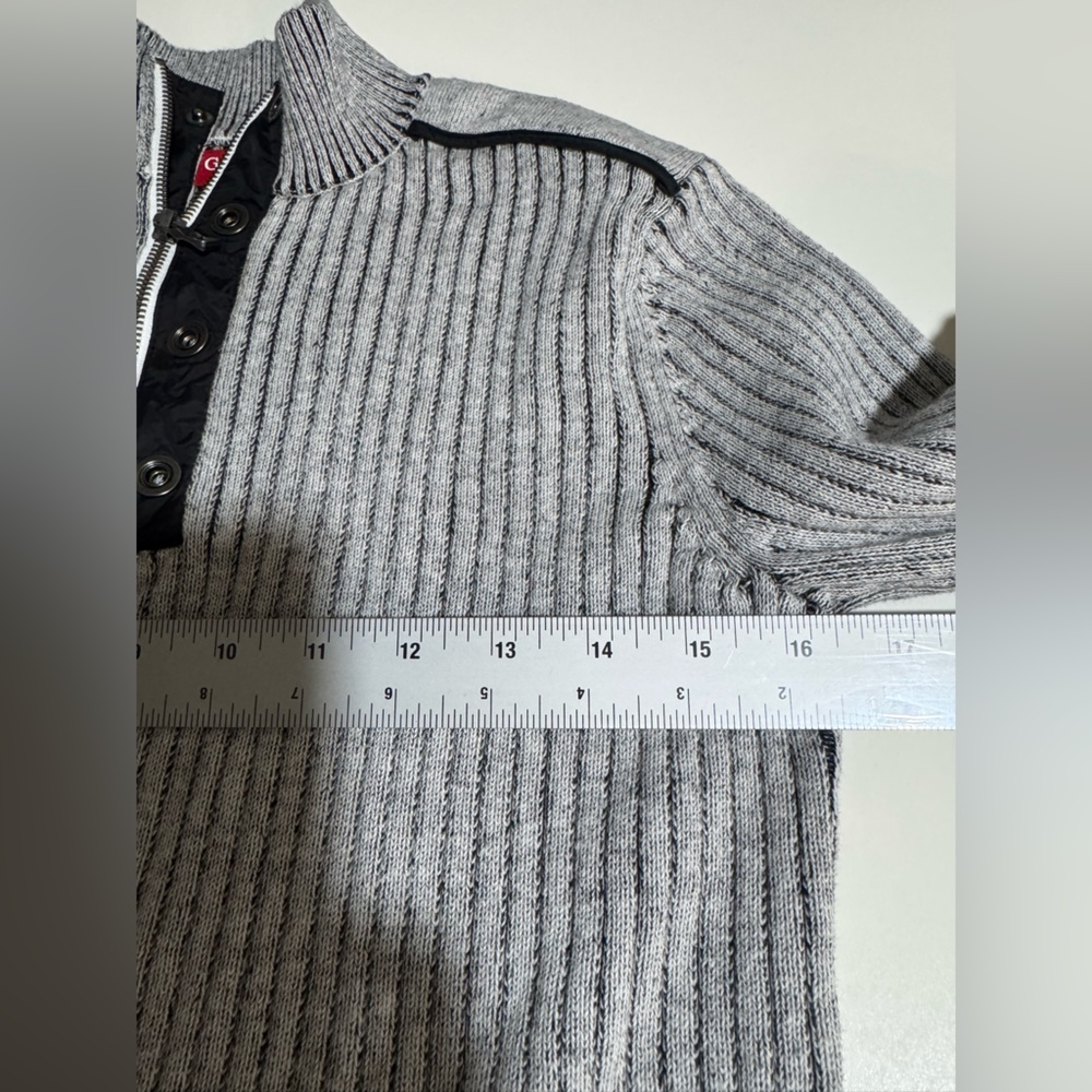 Men’s Guess Gray Zip-Up Ribbed Sweater size small - Picture 9 of 12